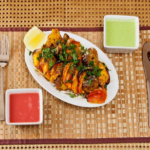 Tandoori salad with paneer